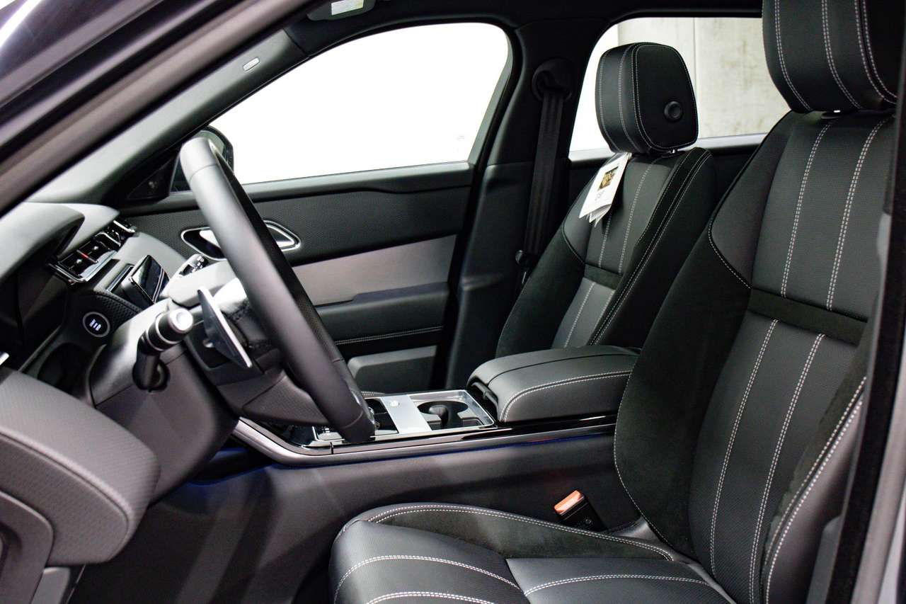 Land Rover Range Rover Velar 2.0 P250 Turbo AWD R-Dynamic