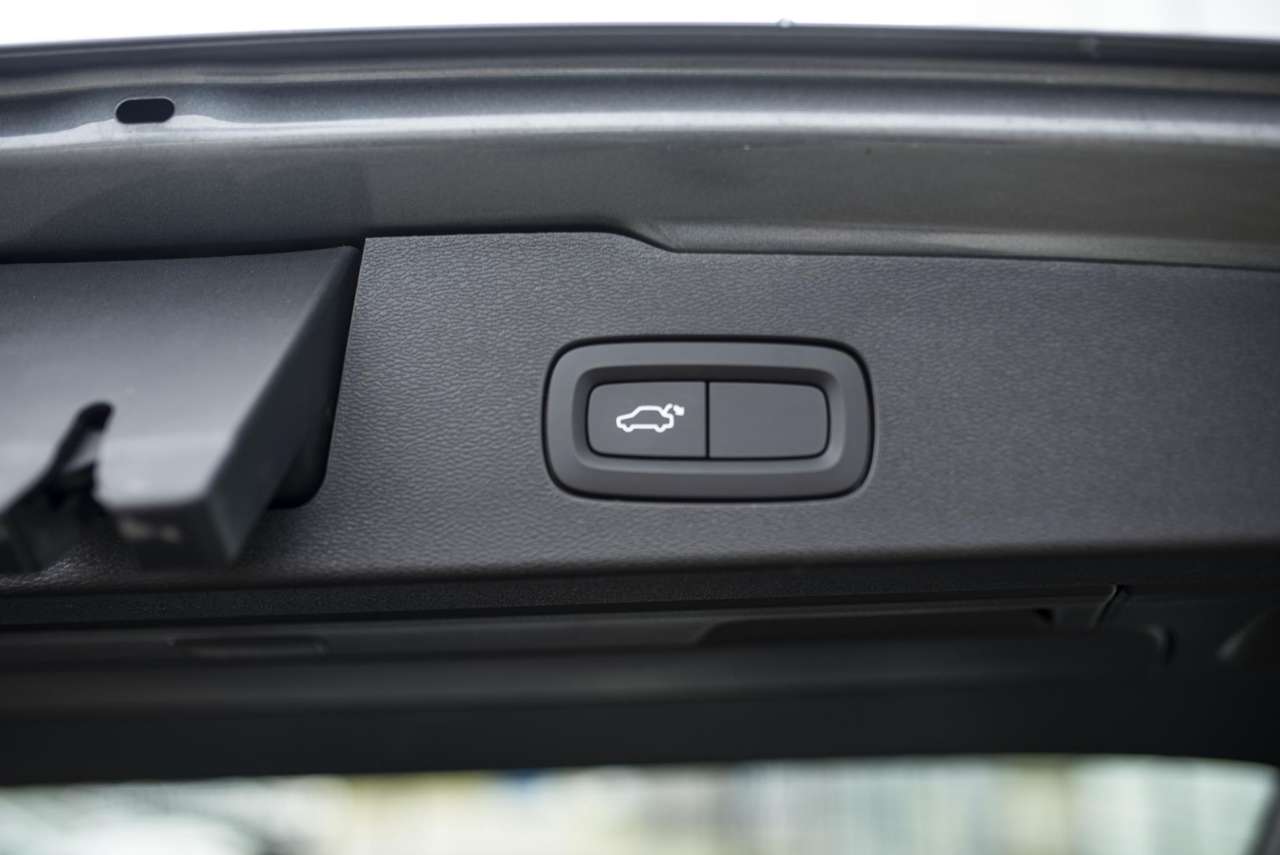 Volvo V60 2.0 T4 Momentum Pro