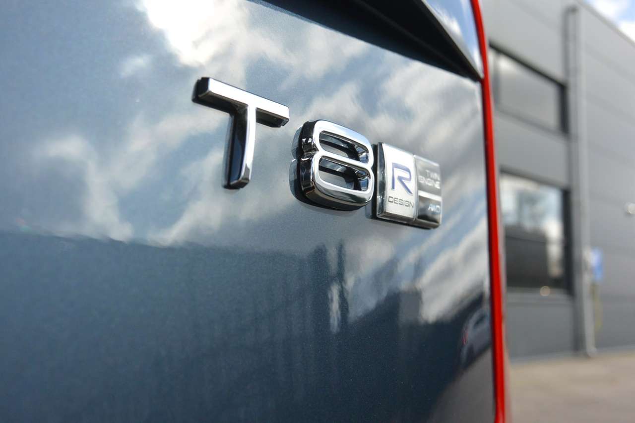 Volvo XC90 T8 Twin Engine AWD R-Design